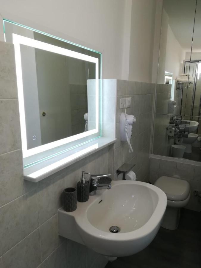 Cavour17 Apartment Sanremo Ngoại thất bức ảnh